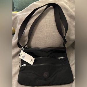 Kipling crossbody NWT